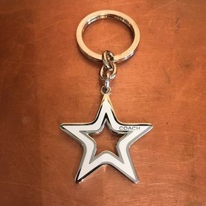 🌲NEVER USED COACH Enamel Star Key Ring🌲